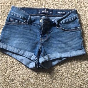Hollister super stretch jean shorts